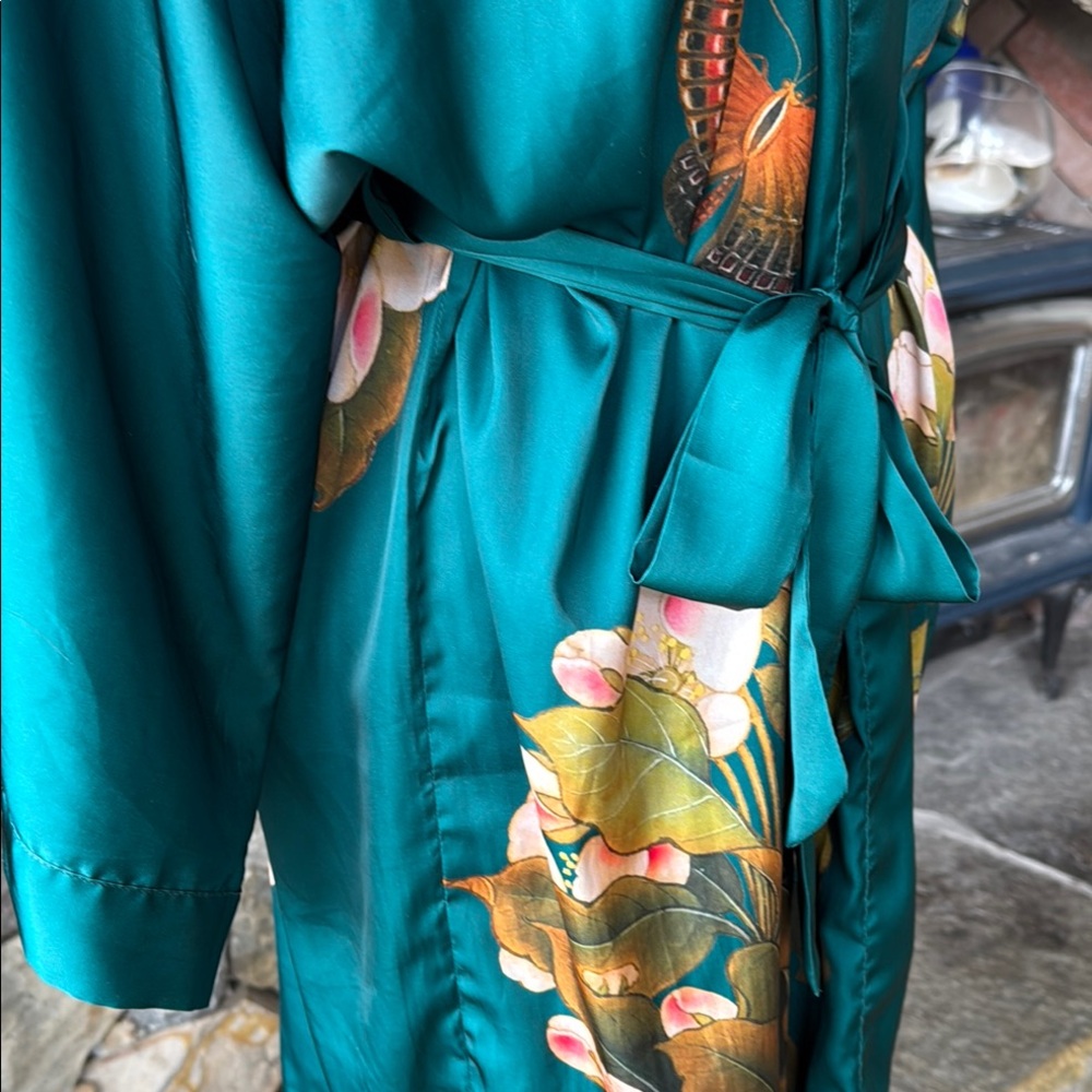 Silk-Feel Teal Floral Kimono Robe - Picture 5 of 16